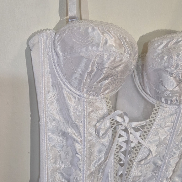 NWT Rene Rofe Bridal Collection Lingerie - Picture 2 of 13